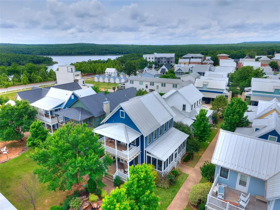 35 S Center Lane, Carlton Landing, OK 74432 - #2