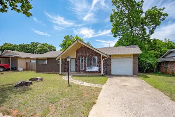3504 Chetwood Drive, Del City, OK 73115