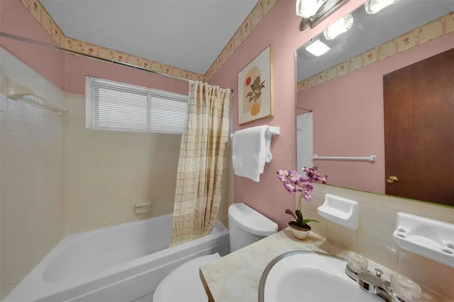 1045 NW 2nd Street, Moore, OK 73160 - #3