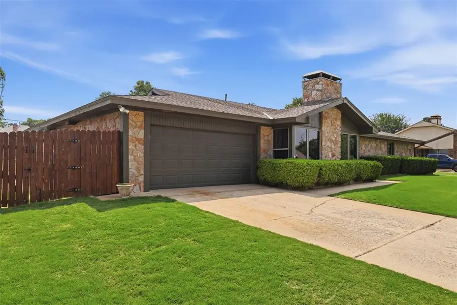 11404 Spring Creek Road, Oklahoma City, OK 73162 - #3