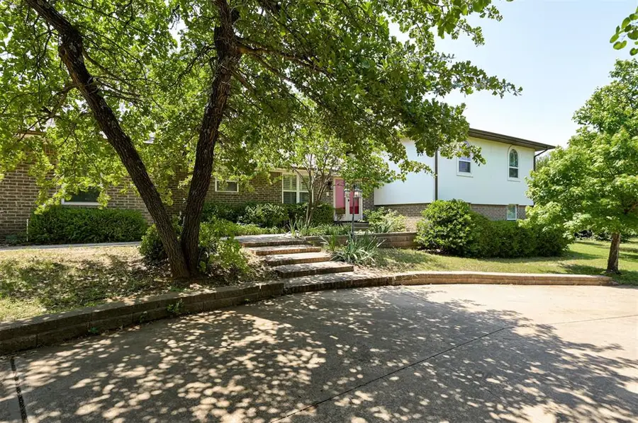 2400 Old Farm Road, Edmond, OK 73013 - #3