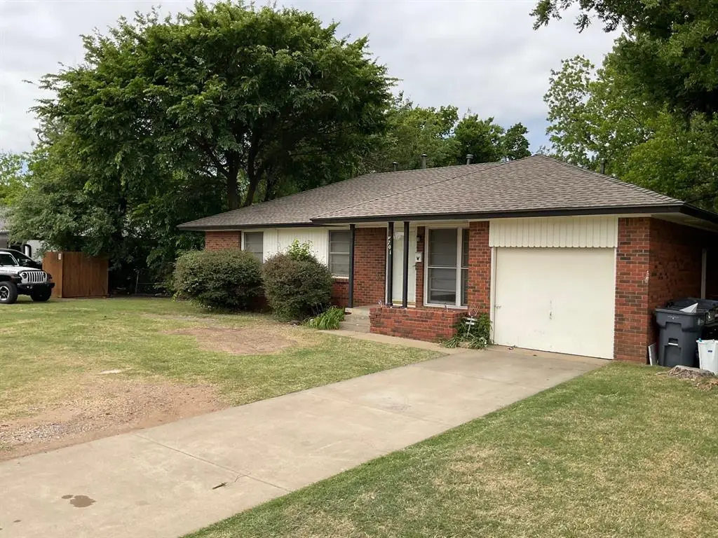 4701 N Macarthur Boulevard, Warr Acres, OK 73122 - #1