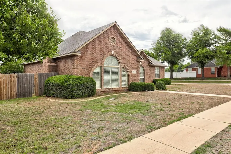 1801 Churchill Road, Yukon, OK 73099 - #3