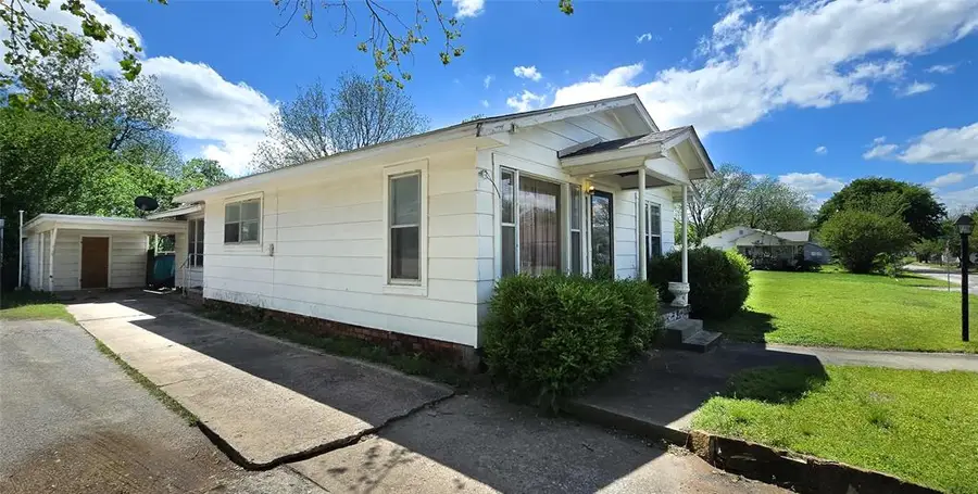 204 NE 10th Avenue, Ardmore, OK 73401 - #2
