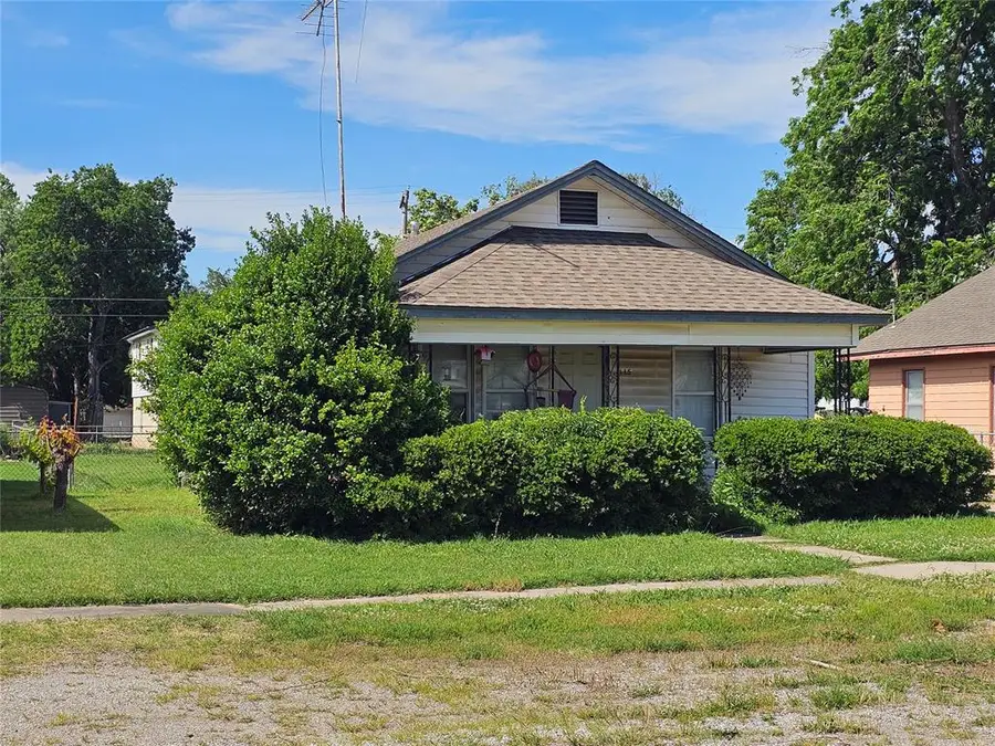 115 W Ash Street, Lexington, OK 73051 - #2