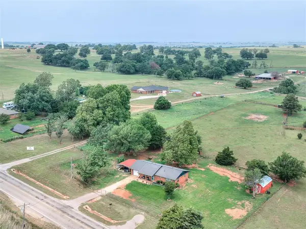 254 County Road 1370 Road, Chickasha, OK 73018