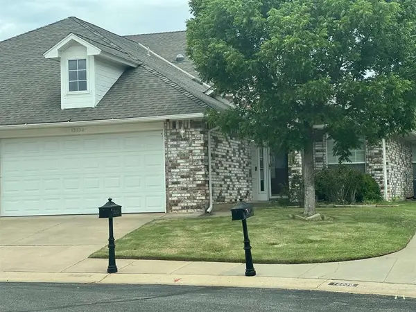 13232 Signature Circle, Oklahoma City, OK 73142
