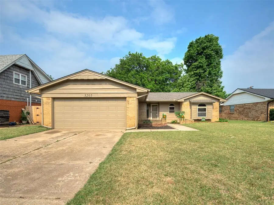 3205 N Shannon Avenue, Bethany, OK 73008 - #2