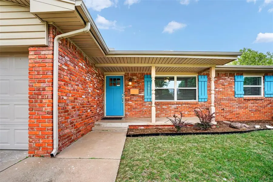 1905 Plymouth Lane, Oklahoma City, OK 73120 - #2