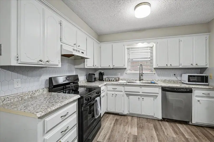 1504 Jupiter Circle, Edmond, OK 73003 - #3