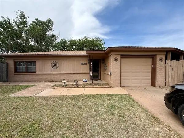 1021 Coe Street, Altus, OK 73521