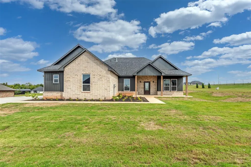 2436 Canyon Circle, Blanchard, OK 73010 - #1