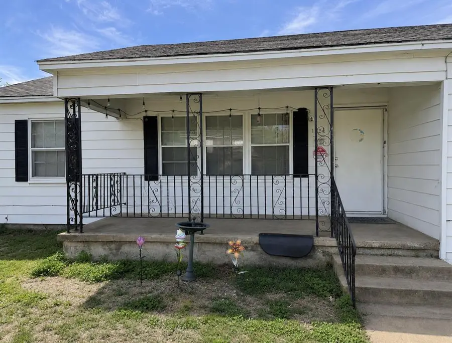 1316 S 12th Street, Chickasha, OK 73018 - #3