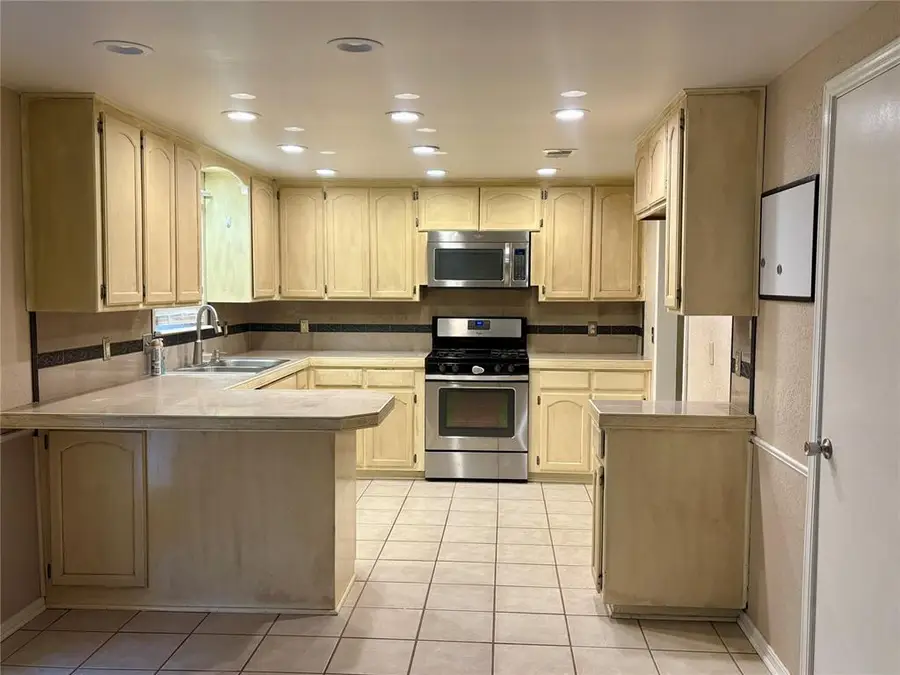 8300 S Drexel Place, Oklahoma City, OK 73159 - #3