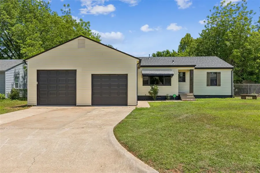 318 S Walnut Street, Apache, OK 73006 - #3