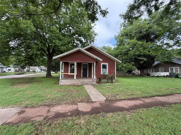 701 E Charles Avenue, Pauls Valley, OK 73075