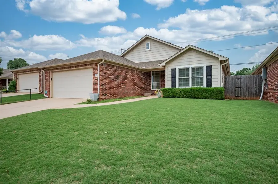 2455 Manchester Drive #41, Oklahoma City, OK 73120 - #2