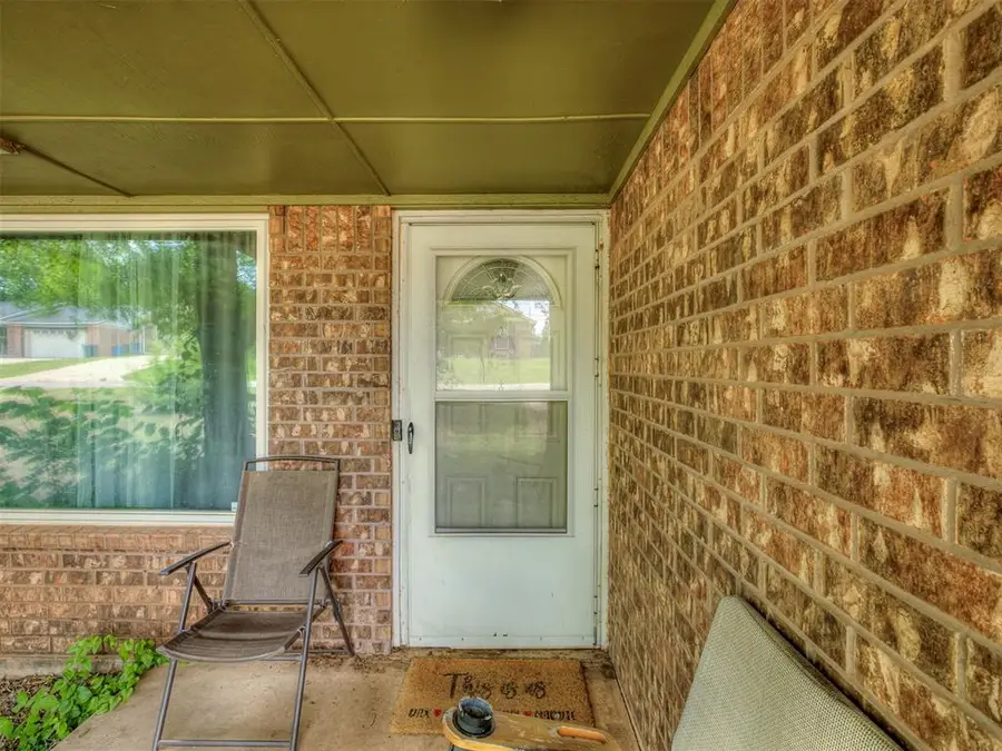 321 N Jefferson Avenue, Blanchard, OK 73010 - #2