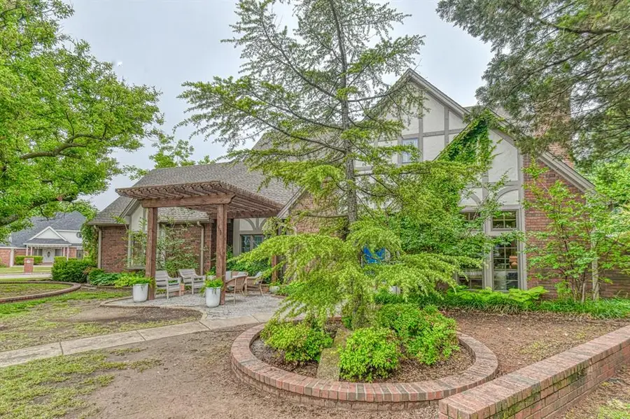 3800 Evesham Court, Norman, OK 73072 - #2