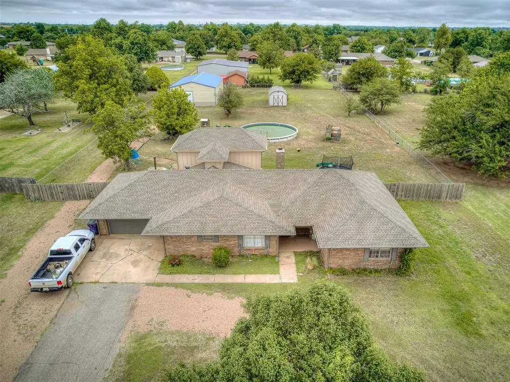 1725 NW Washington Avenue, Piedmont, OK 73078 - #1