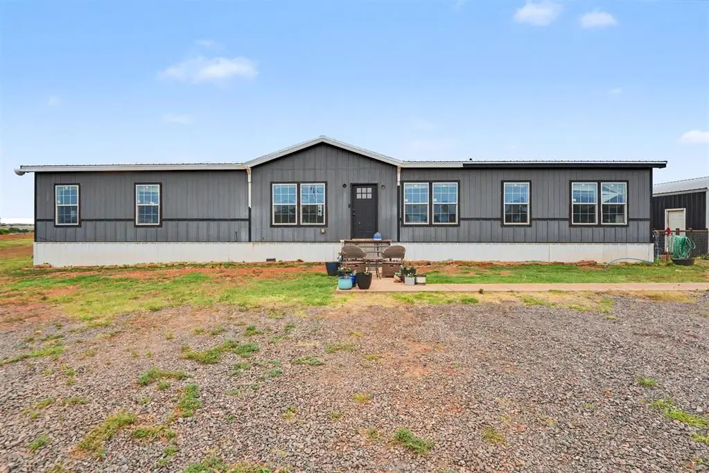 9908 N 1990 Road, Hammon, OK 73650 - #1