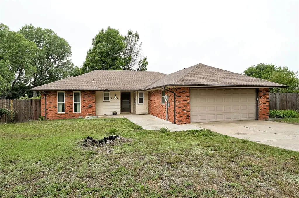 15375 Arrowhead Drive, Yukon, OK 73099 - #1