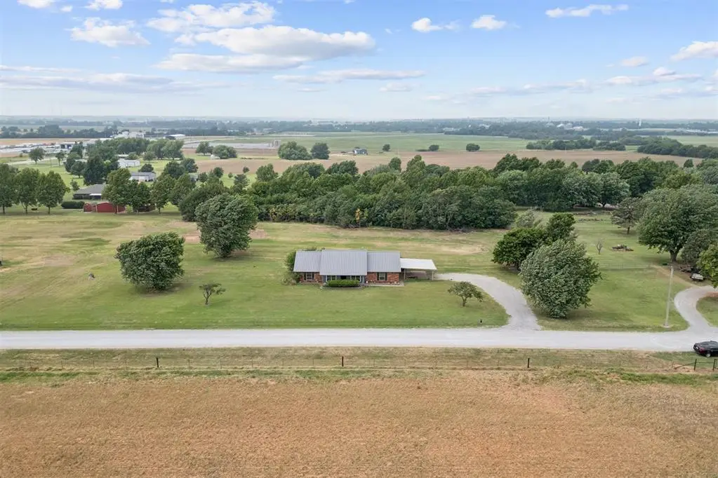 415 SE Chisholm Trail Road, Minco, OK 73059 - #1