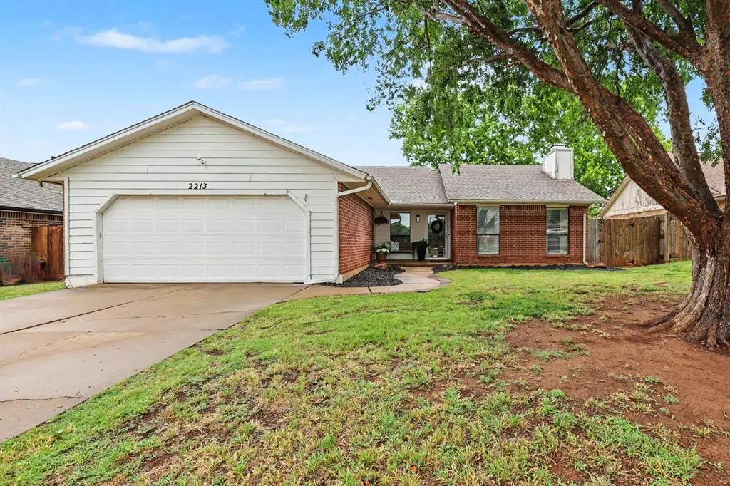 2213 Tracys Terrace, Edmond, OK 73013 - #1