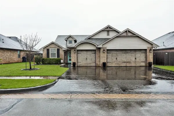 16709 Monroe Drive, Edmond, OK 73012