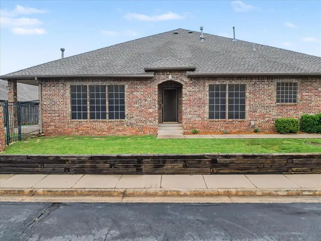 1641 Laurel Drive, Edmond, OK 73003 - #1
