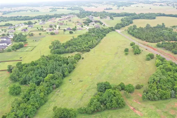 N Rockwell Avenue, Blanchard, OK 73010