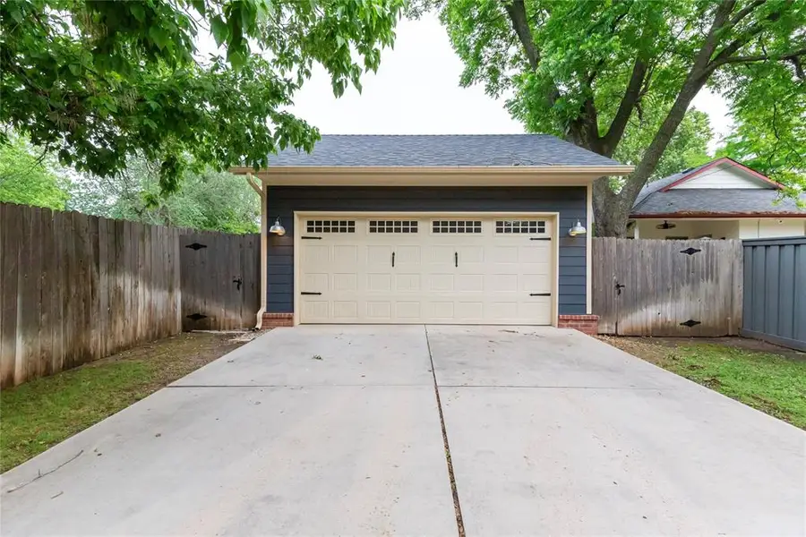 309 W Tonhawa Street, Norman, OK 73069 - #3