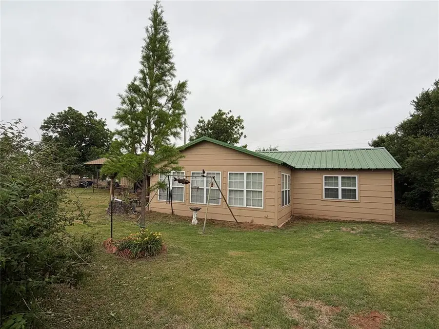 420 S Marilyn, Fort Cobb, OK 73038 - #3