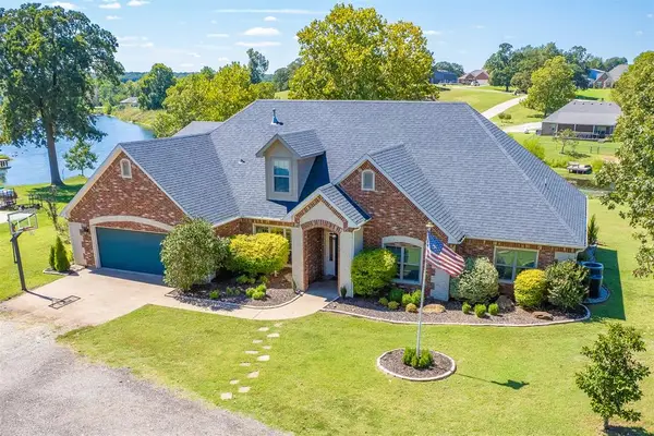 429 E Winter Rose Terrace, Ada, OK 74820