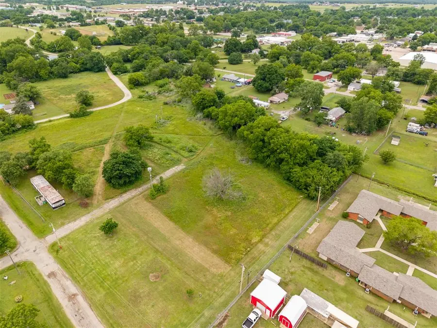 6th Street, Prague, OK 74864 - #3
