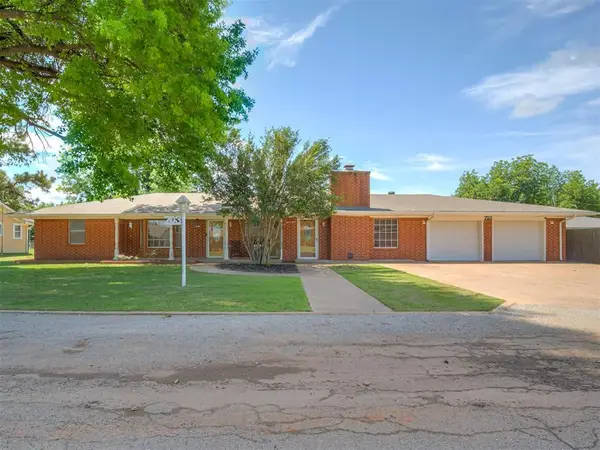 703 W Adams Street, Crescent, OK 73028