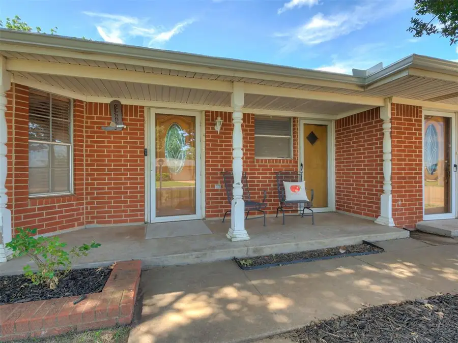 703 W Adams Street, Crescent, OK 73028 - #3
