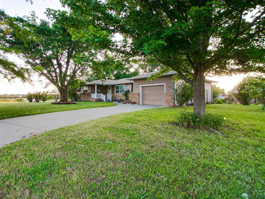 102 Sooner Drive, Stroud, OK 74079 - #3
