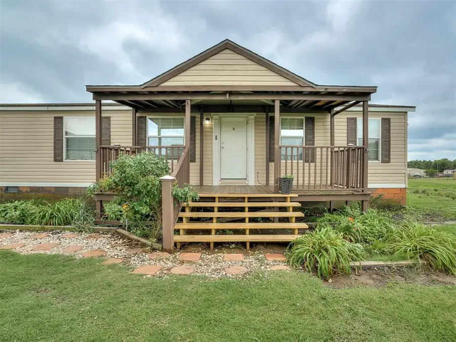 105 Sunset Drive, McLoud, OK 74851 - #2