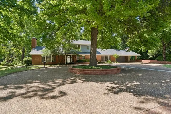 1100 Live Oak Drive, Norman, OK 73072