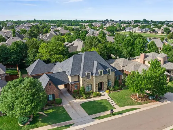 2409 Old Creek Road, Edmond, OK 73034