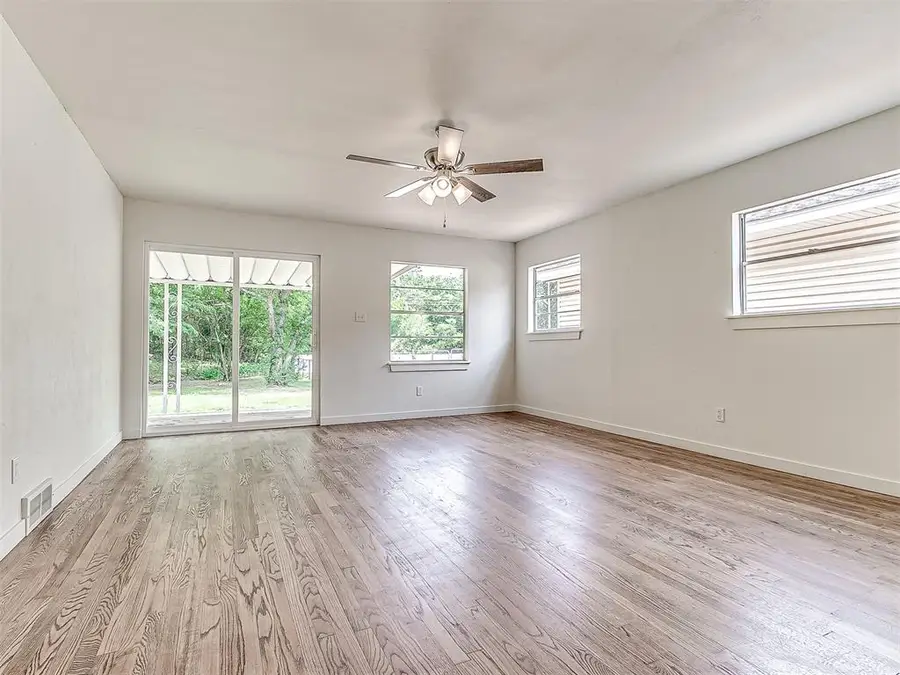 6001 SE 3rd Street, Midwest City, OK 73110 - #3