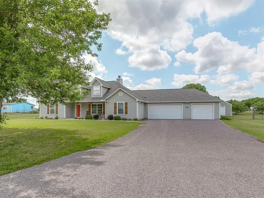 1010 County Street 2937, Tuttle, OK 73089 - #2