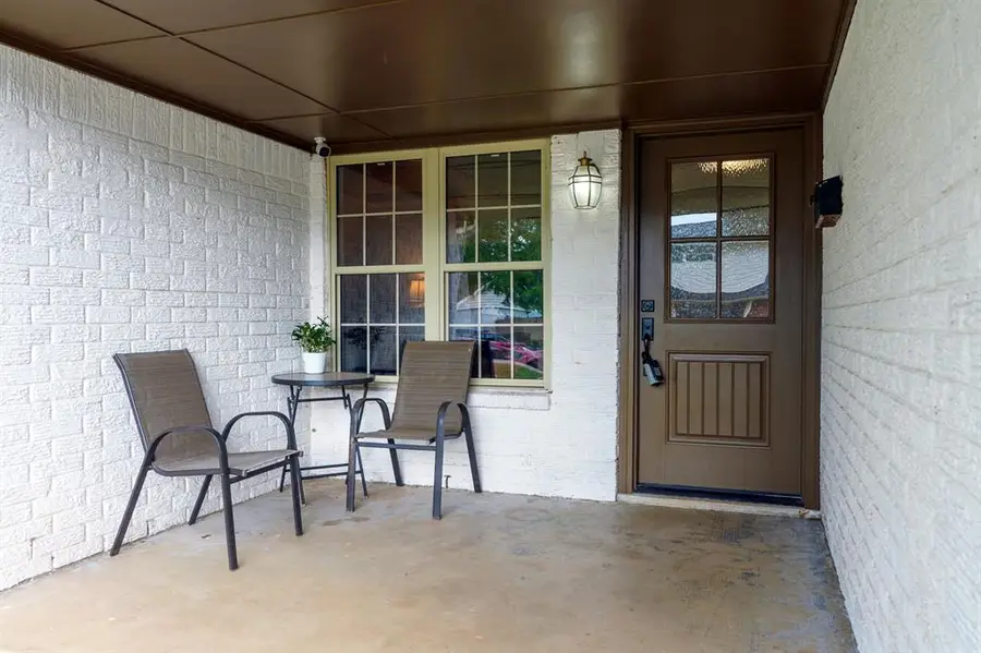 2401 Ridgewood Drive, Moore, OK 73160 - #2