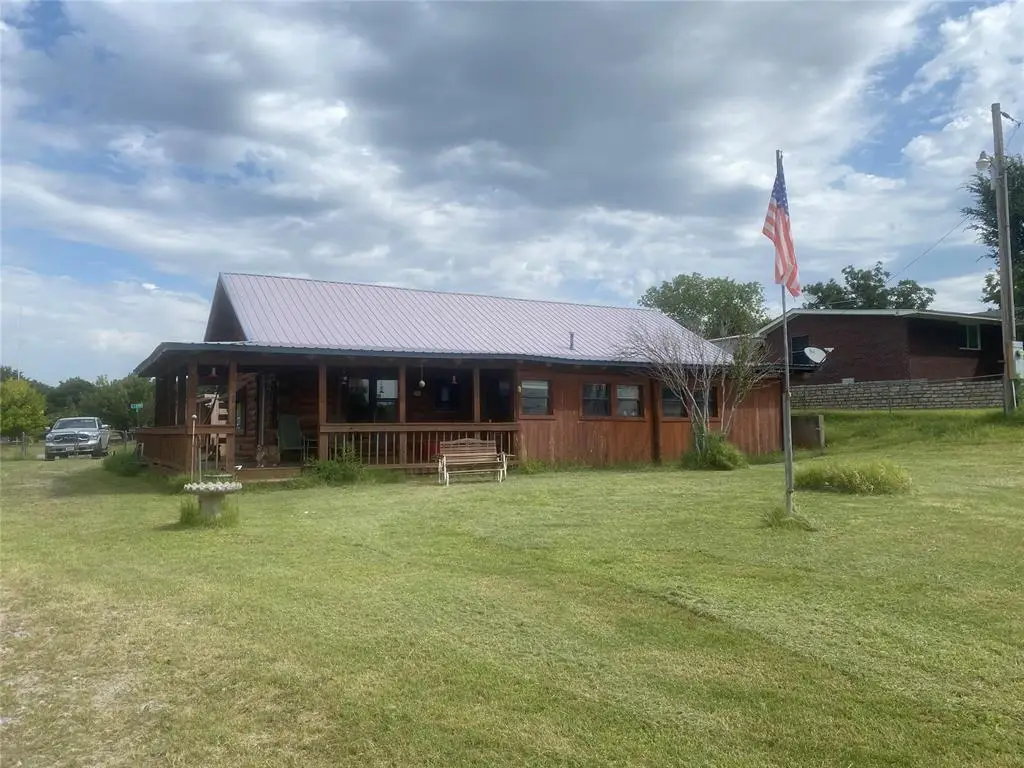 21308 E 989 Road, Foss, OK 73647 - #1