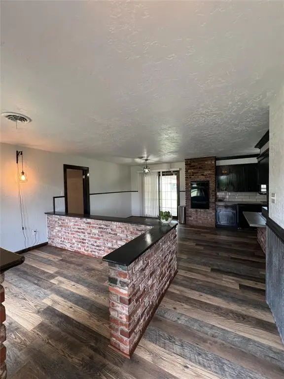 808 S Rush Avenue, Rush Springs, OK 73082 - #3