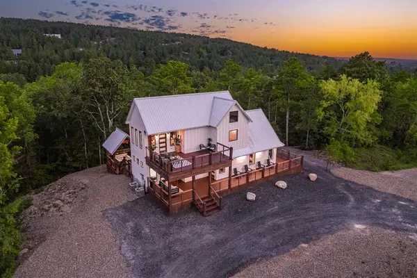 1408 N Lukfata Trail, Broken Bow, OK 74728