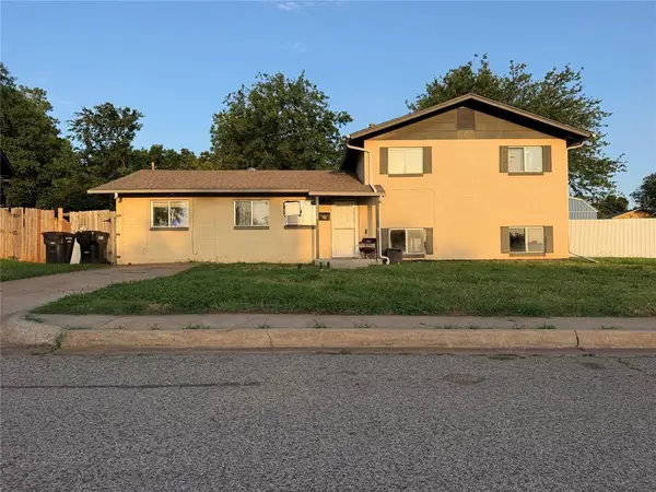 2400 Piccadilly Circle, Moore, OK 73160