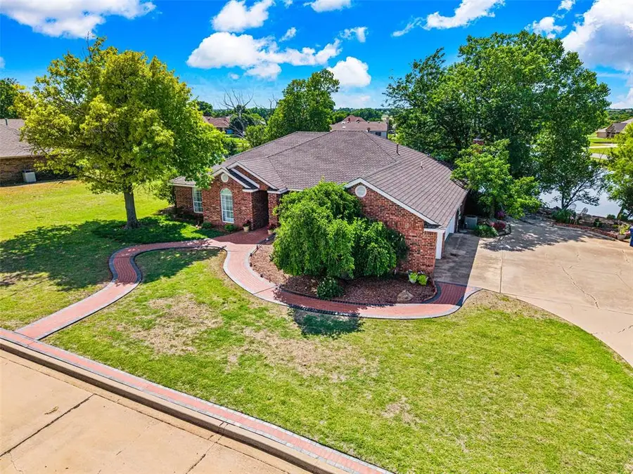 2102 Lakewood, Chickasha, OK 73018 - #3
