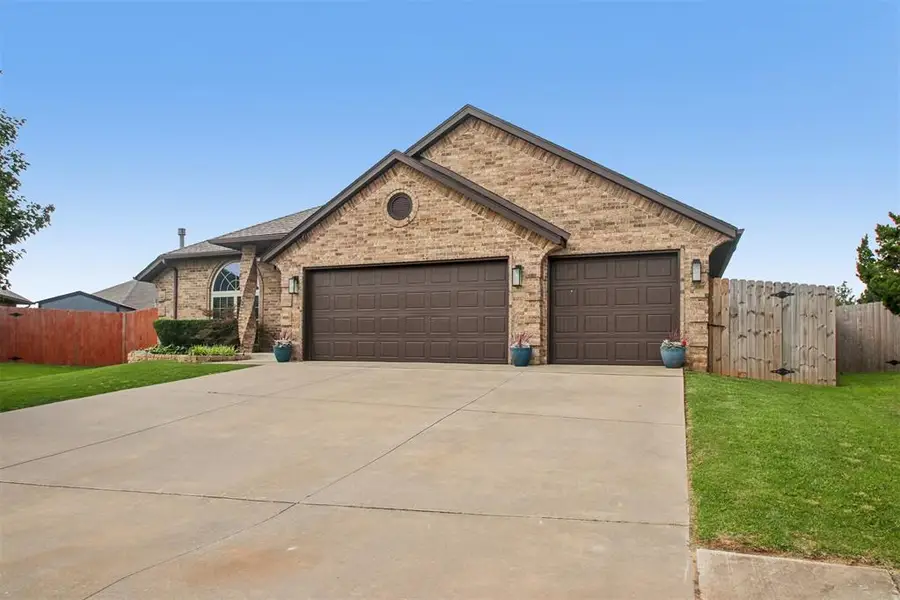 1402 Spoonwood Road, Norman, OK 73071 - #2